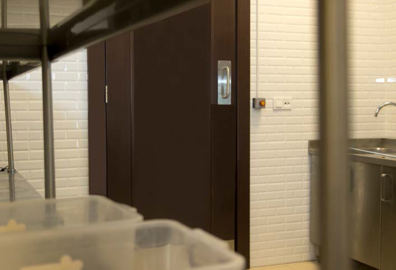 Hotel Doors